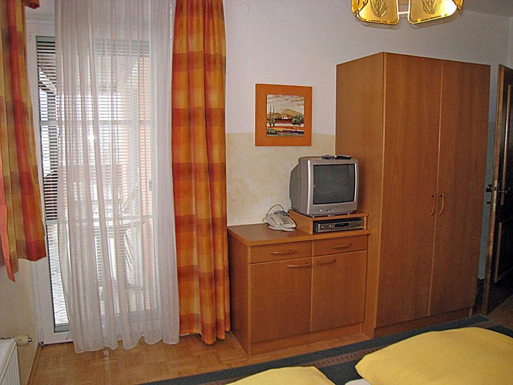 Tröpolach Gaestehaus Steiner الغرفة الصورة